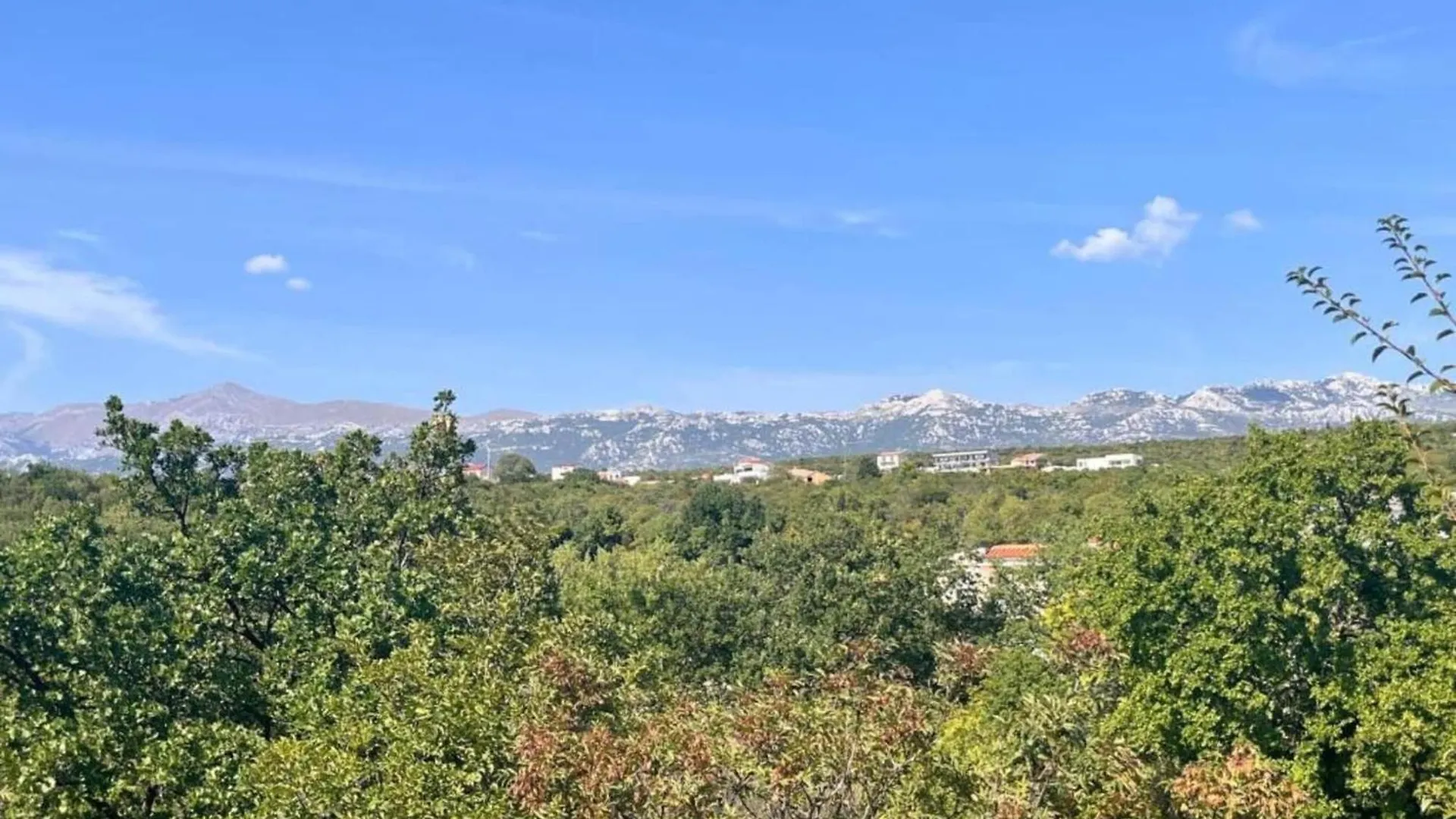 Charming Apartment In Maslenica With Balcony