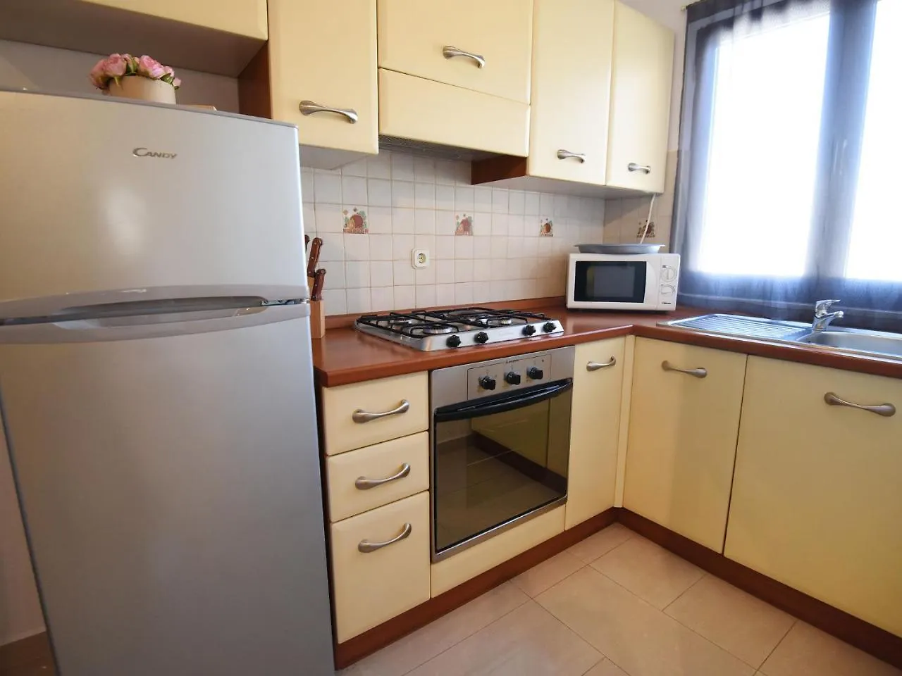 Charming Apartment In Maslenica With Balcony